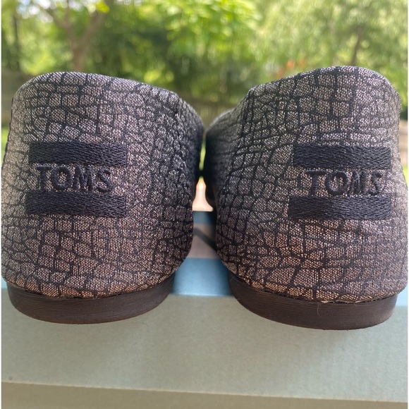 TOMS Shoes|Color Black Crocodile|Size 9.5. Pre-owned. - Picture 6 of 14
